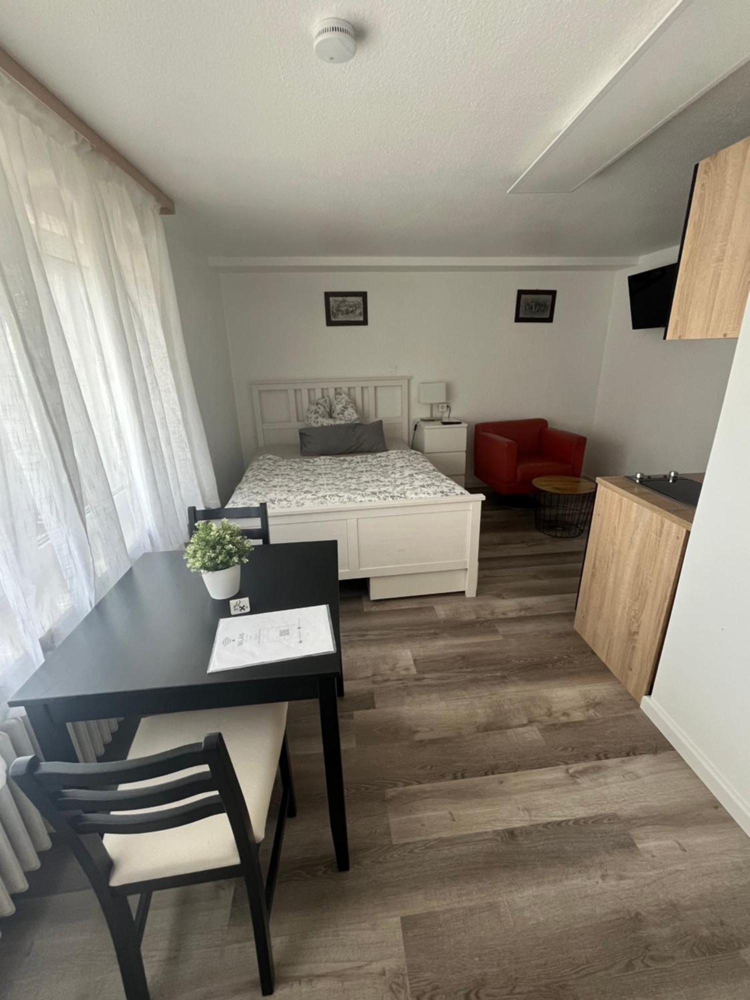 Ferienwohnung A&S Heuchelheim Heuchelheim  Esterno foto
